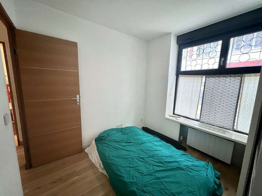 Appartement à PARIS-14E