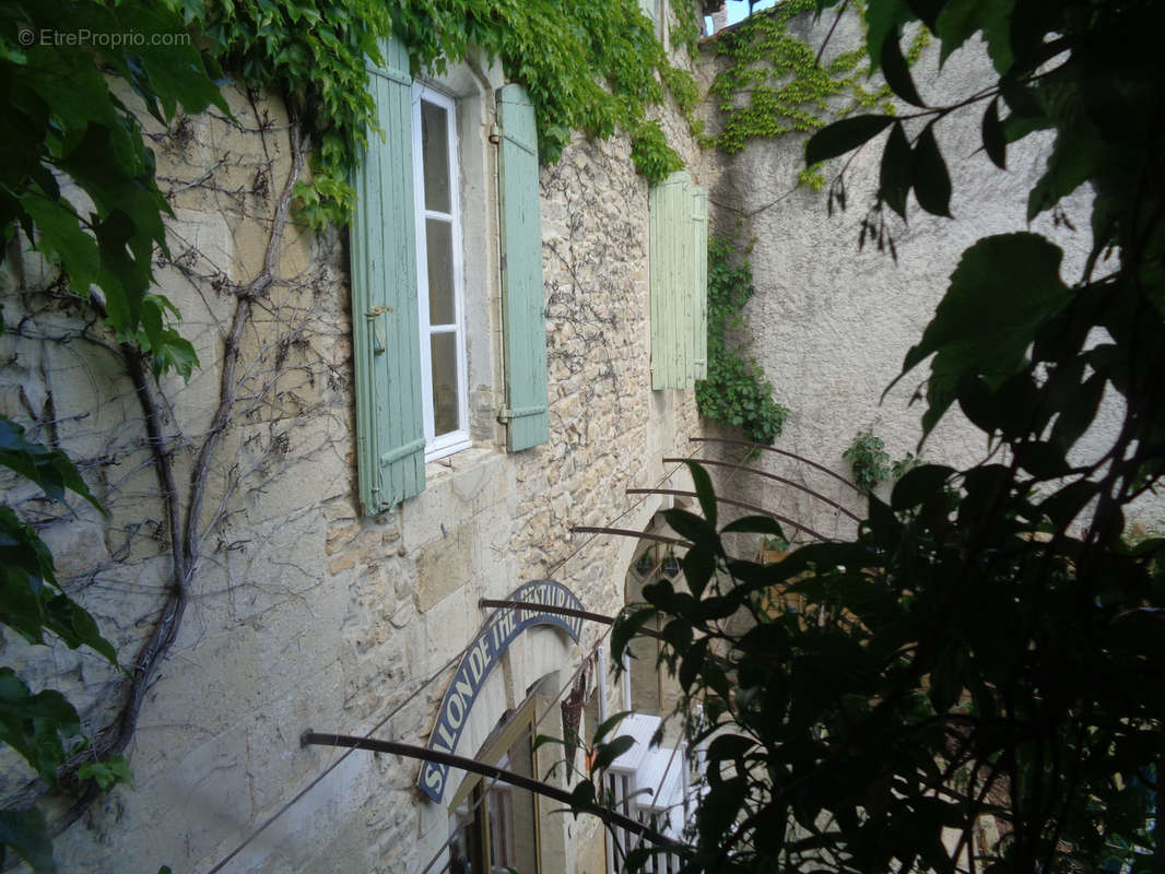 Maison à MILHAUD