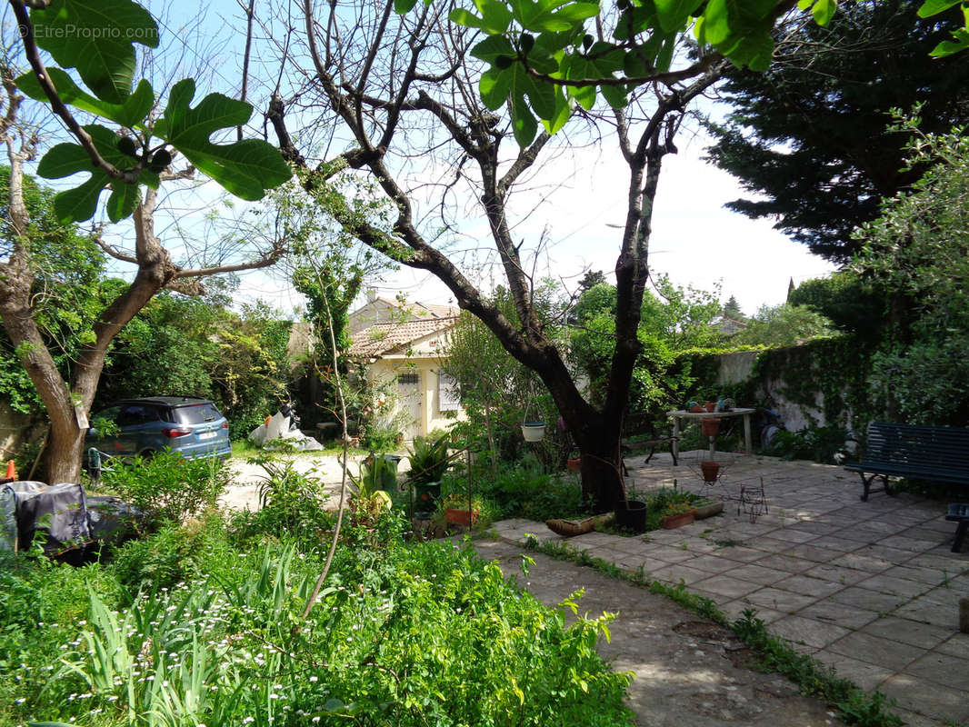 Maison à NIMES