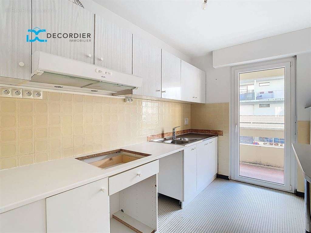 Appartement à EVIAN-LES-BAINS