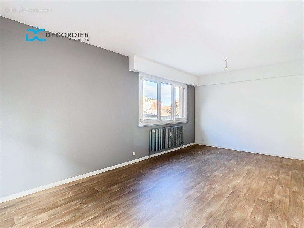 Appartement à EVIAN-LES-BAINS