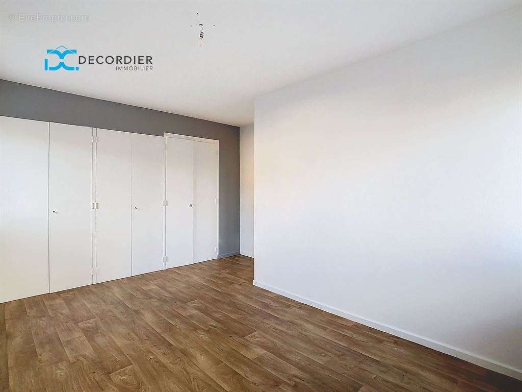 Appartement à EVIAN-LES-BAINS