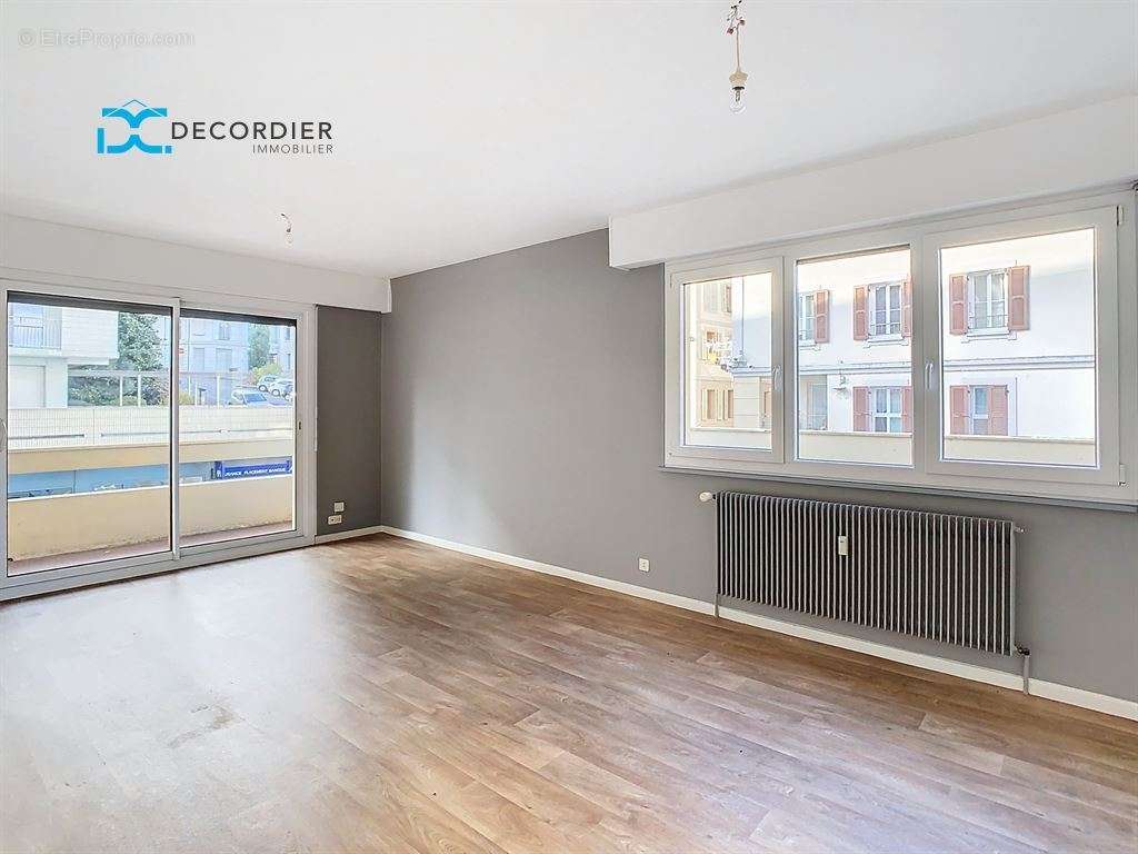 Appartement à EVIAN-LES-BAINS