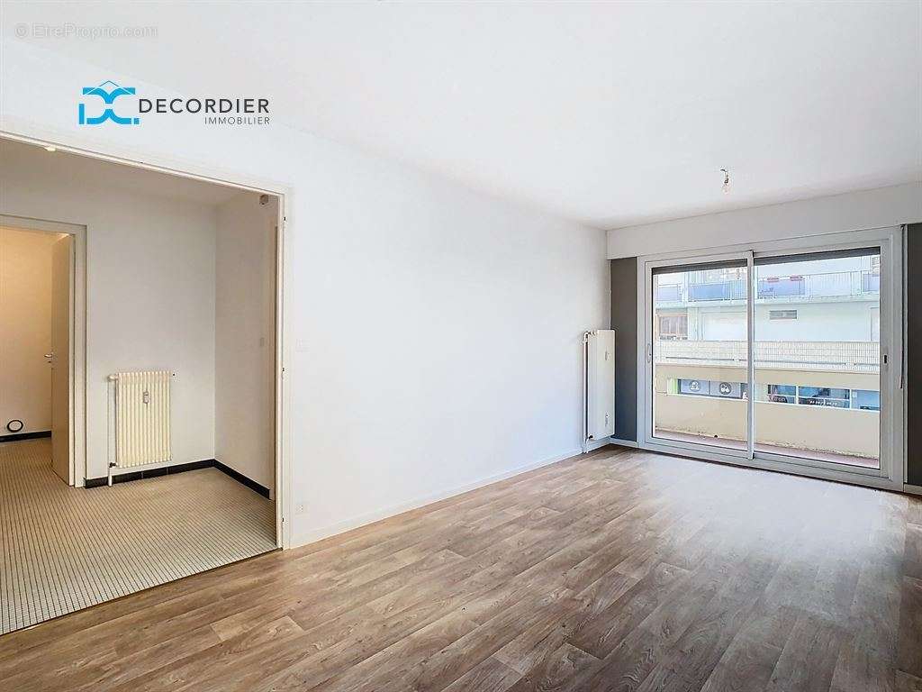 Appartement à EVIAN-LES-BAINS