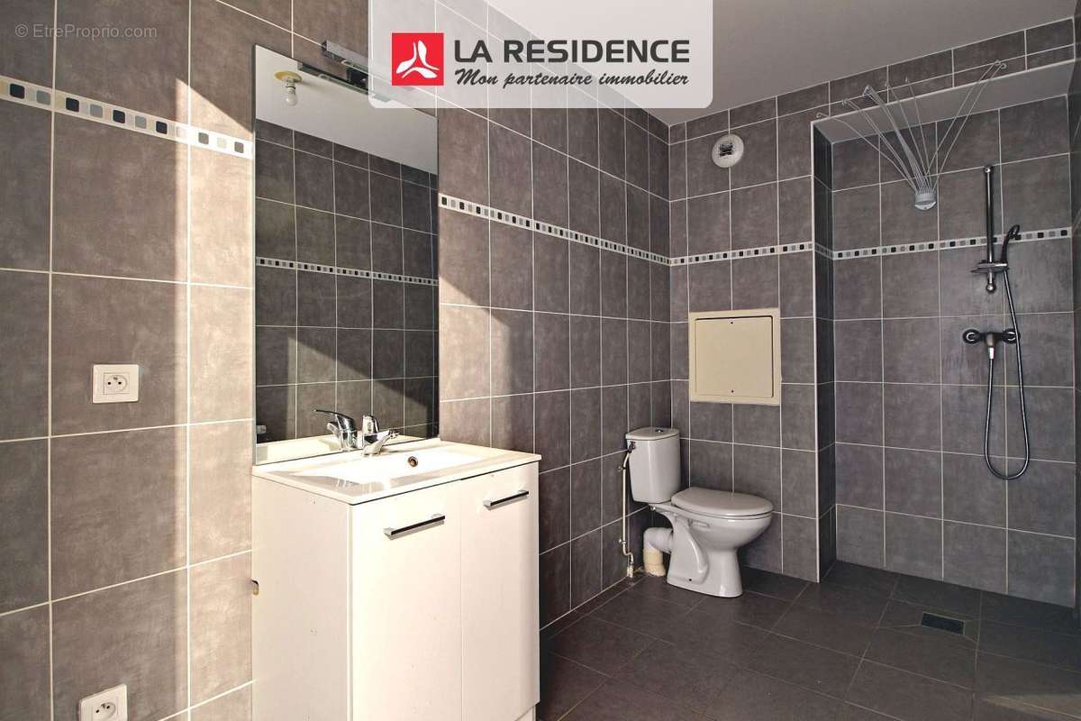 Appartement à SAINT-ETIENNE-DU-ROUVRAY