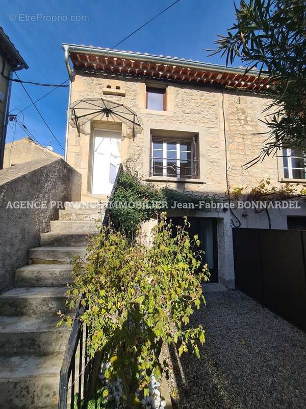 Maison à SAINT-PAUL-TROIS-CHATEAUX