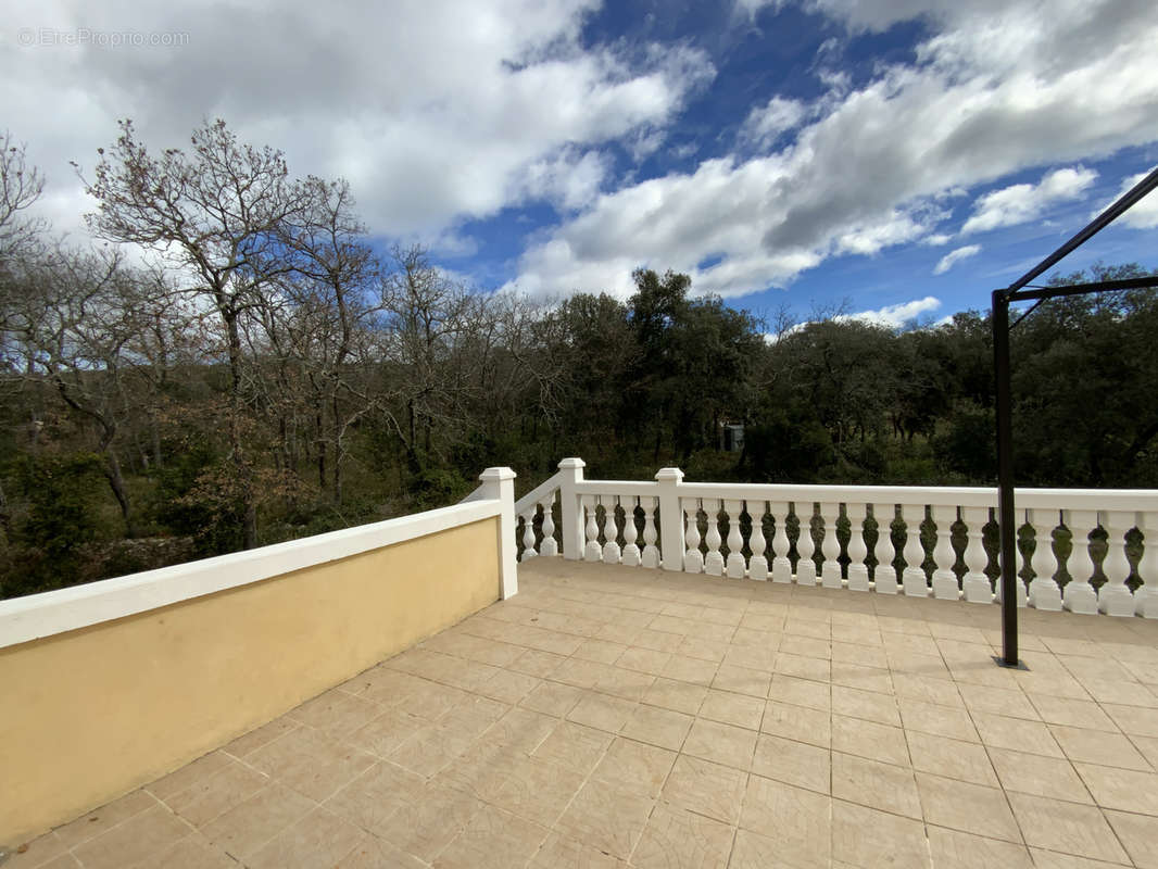 Maison à UZES