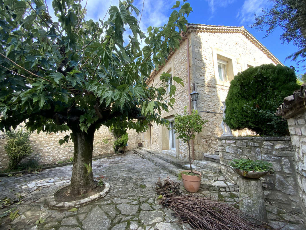 Maison à UZES