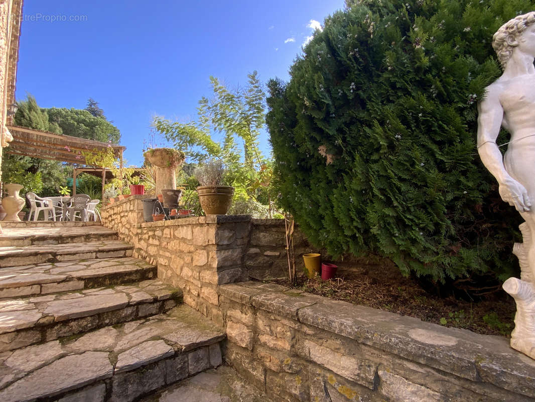 Maison à UZES