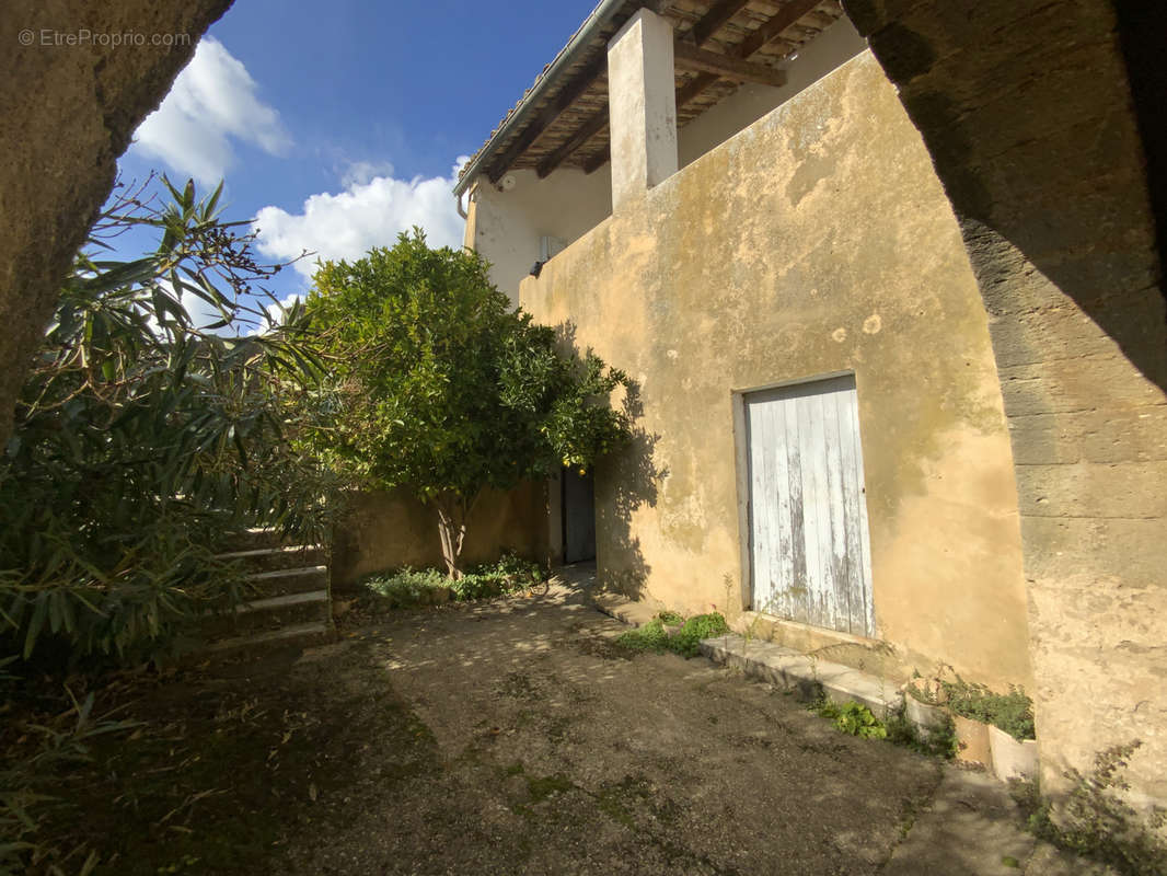 Maison à UZES