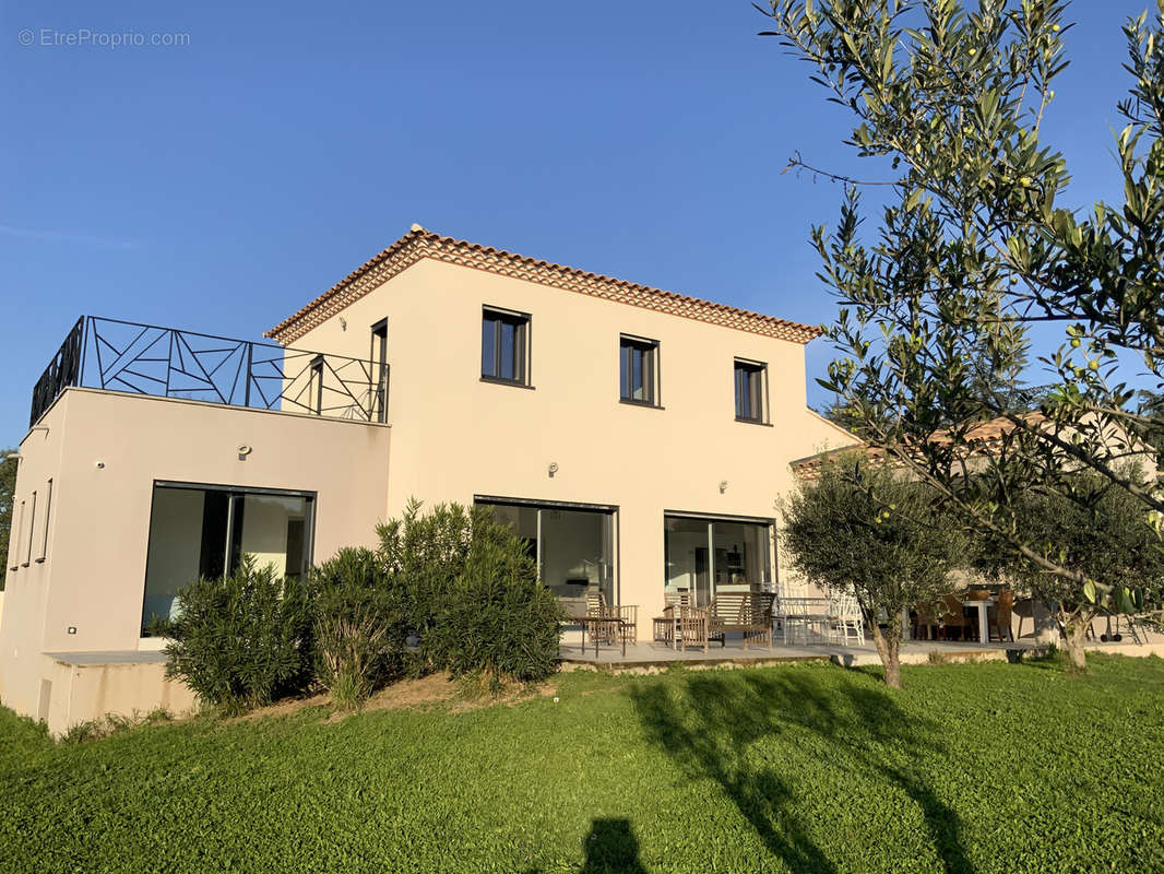 Maison à UZES