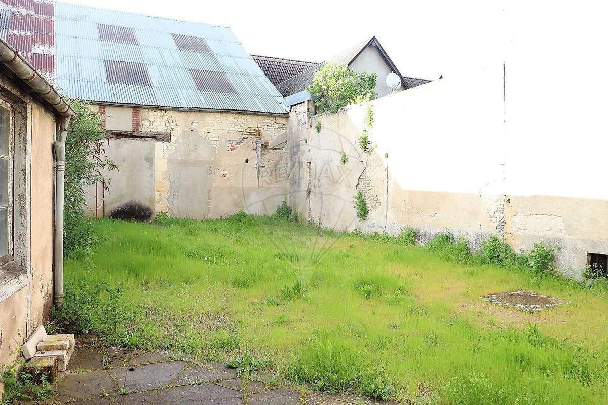 Maison à JOUET-SUR-L&#039;AUBOIS