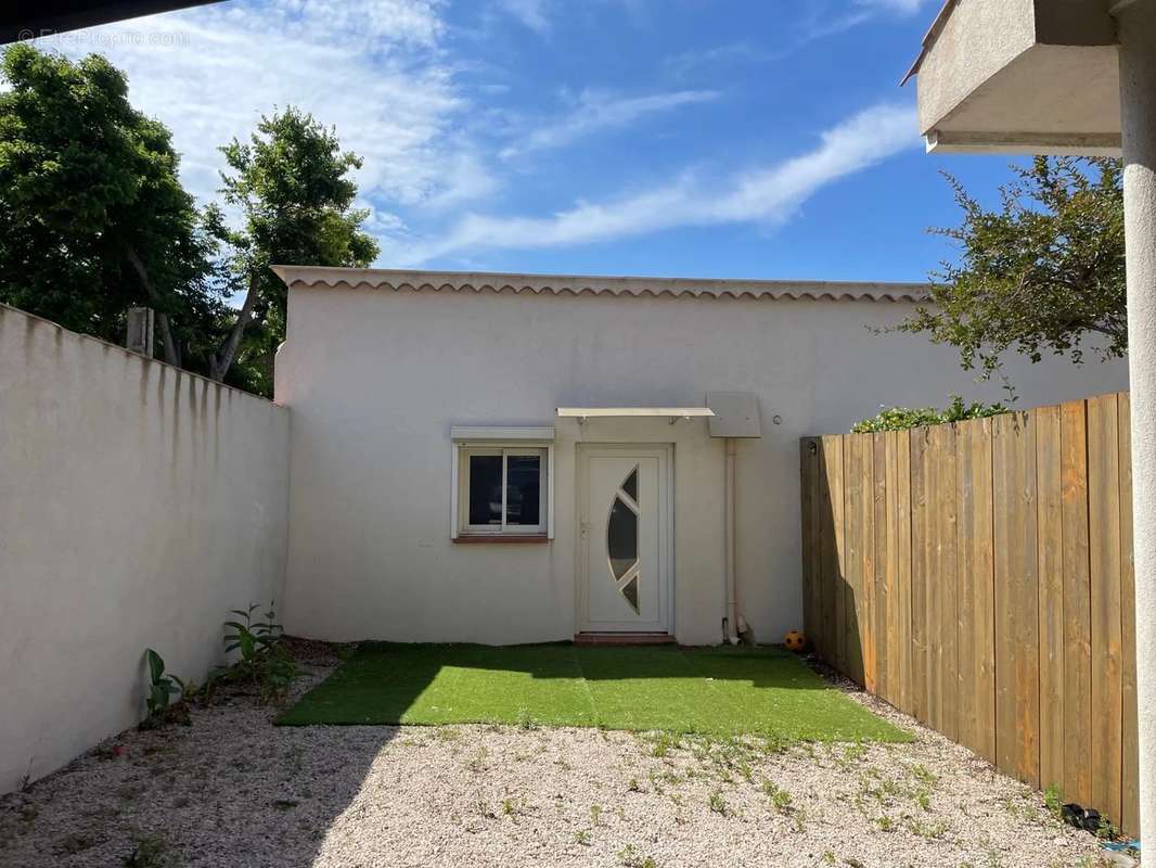 Appartement à SAUSSET-LES-PINS