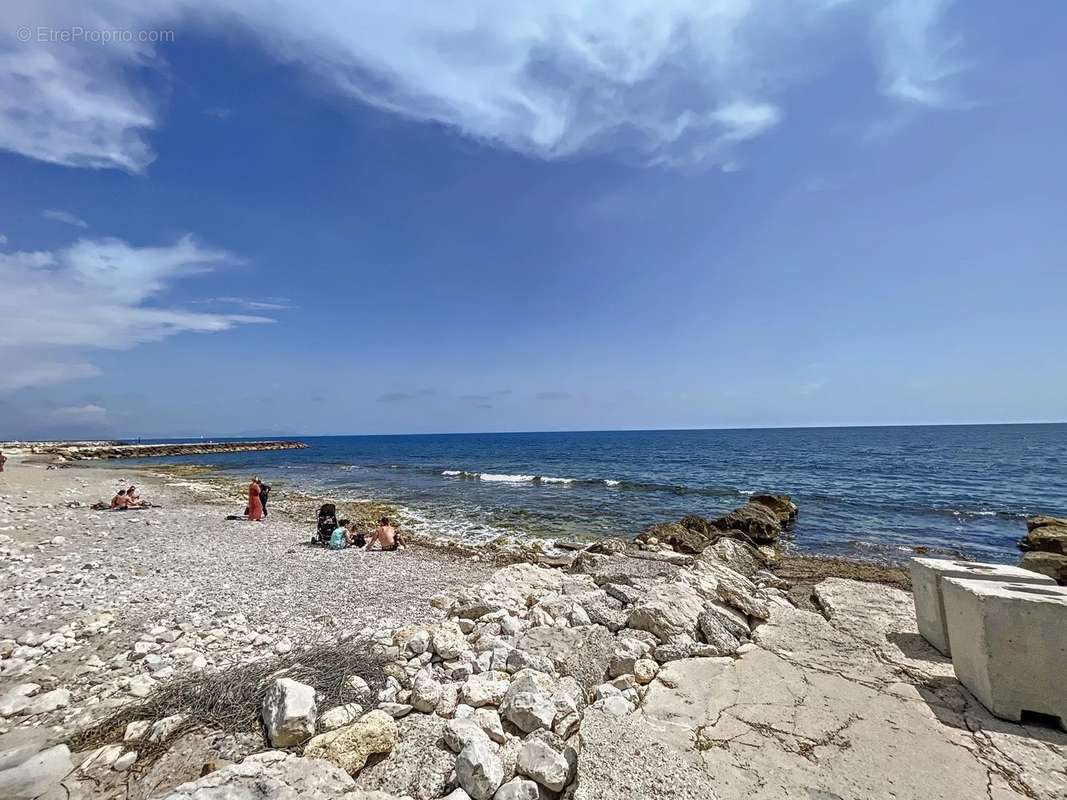 Appartement à SAUSSET-LES-PINS