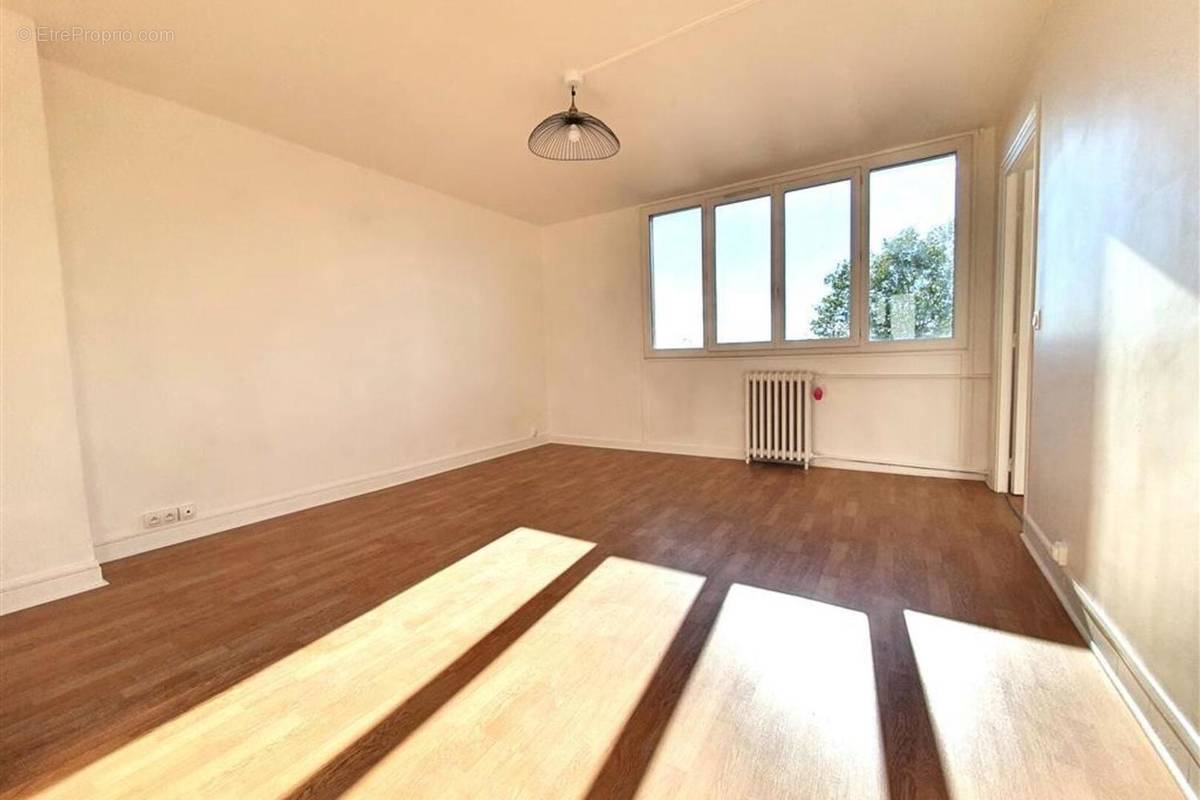 Appartement à CHAMPIGNY-SUR-MARNE