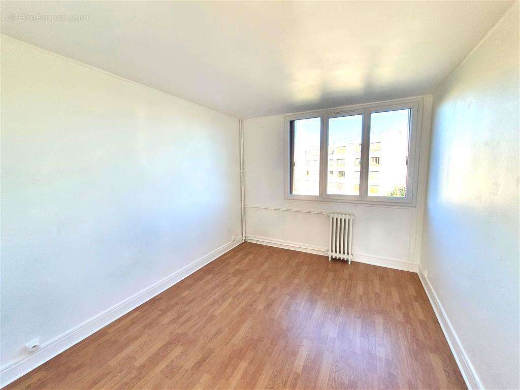 Appartement à CHAMPIGNY-SUR-MARNE