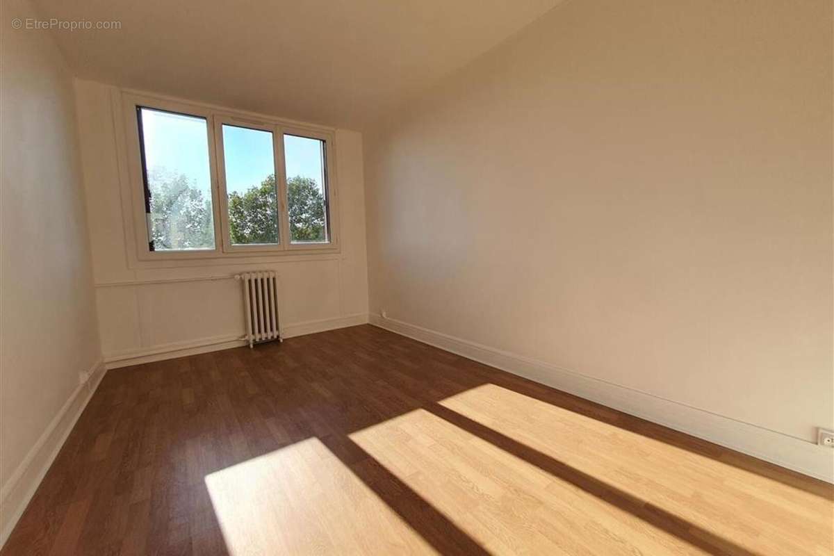 Appartement à CHAMPIGNY-SUR-MARNE