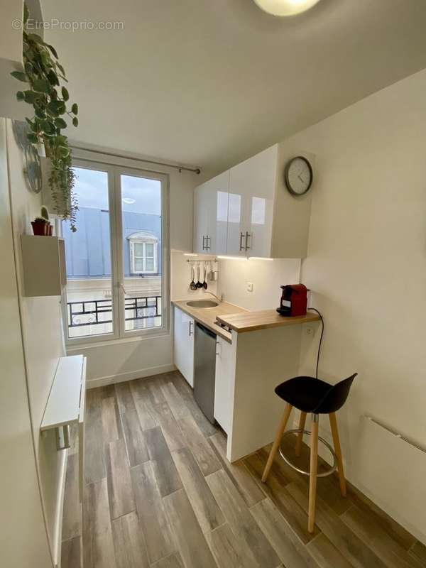 Appartement à PARIS-18E