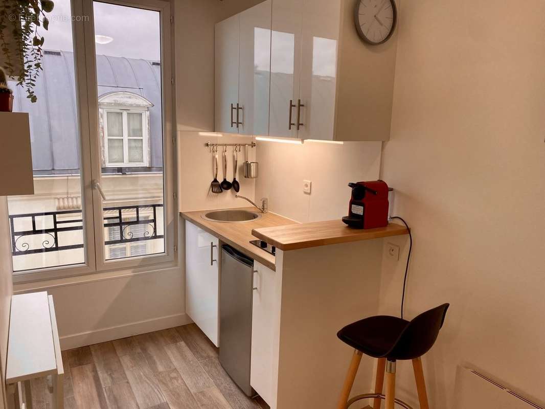 Appartement à PARIS-18E