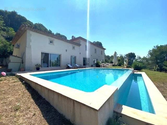 Maison à DRAGUIGNAN