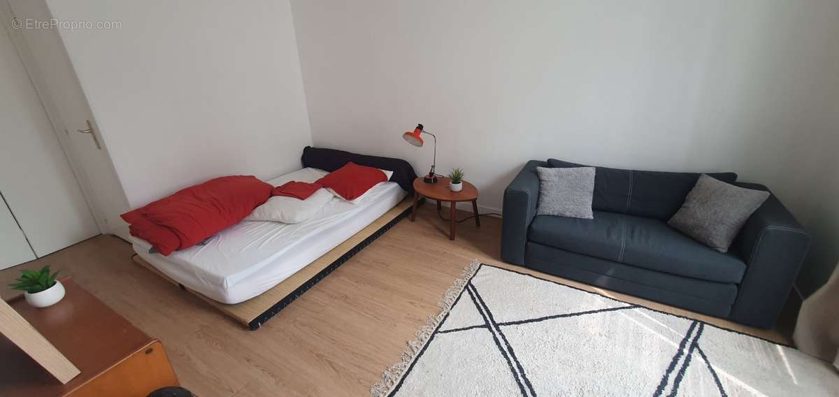 Appartement à PARIS-11E