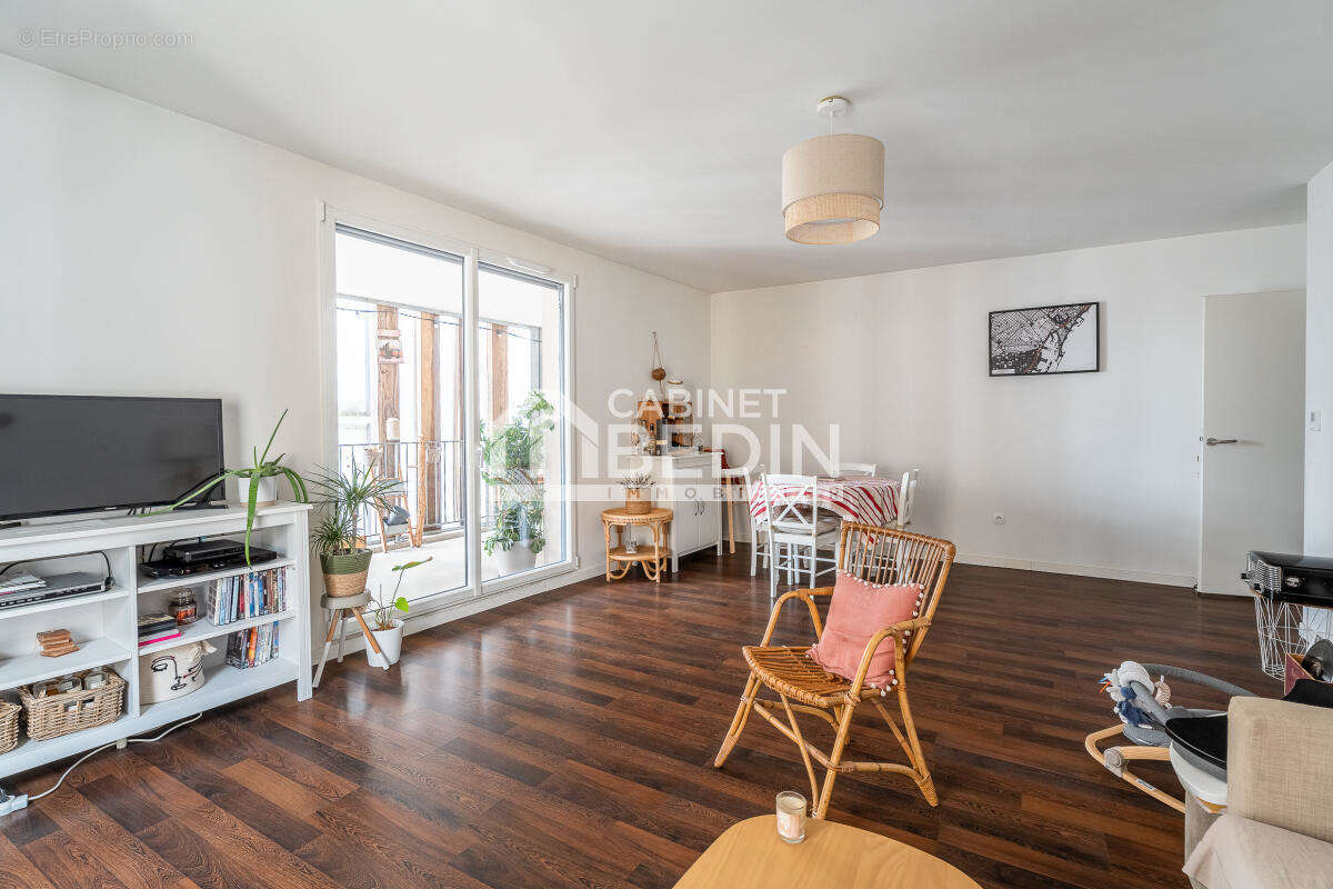 Appartement à BORDEAUX