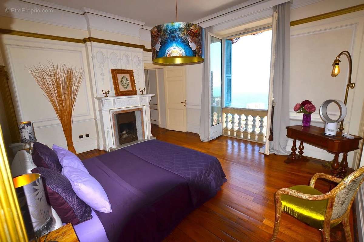 Appartement à BEAUSOLEIL