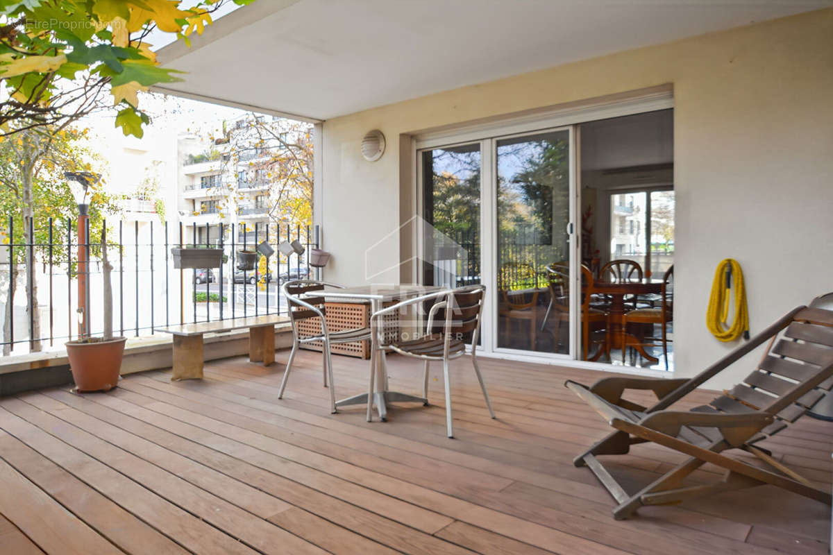 Appartement à ISSY-LES-MOULINEAUX