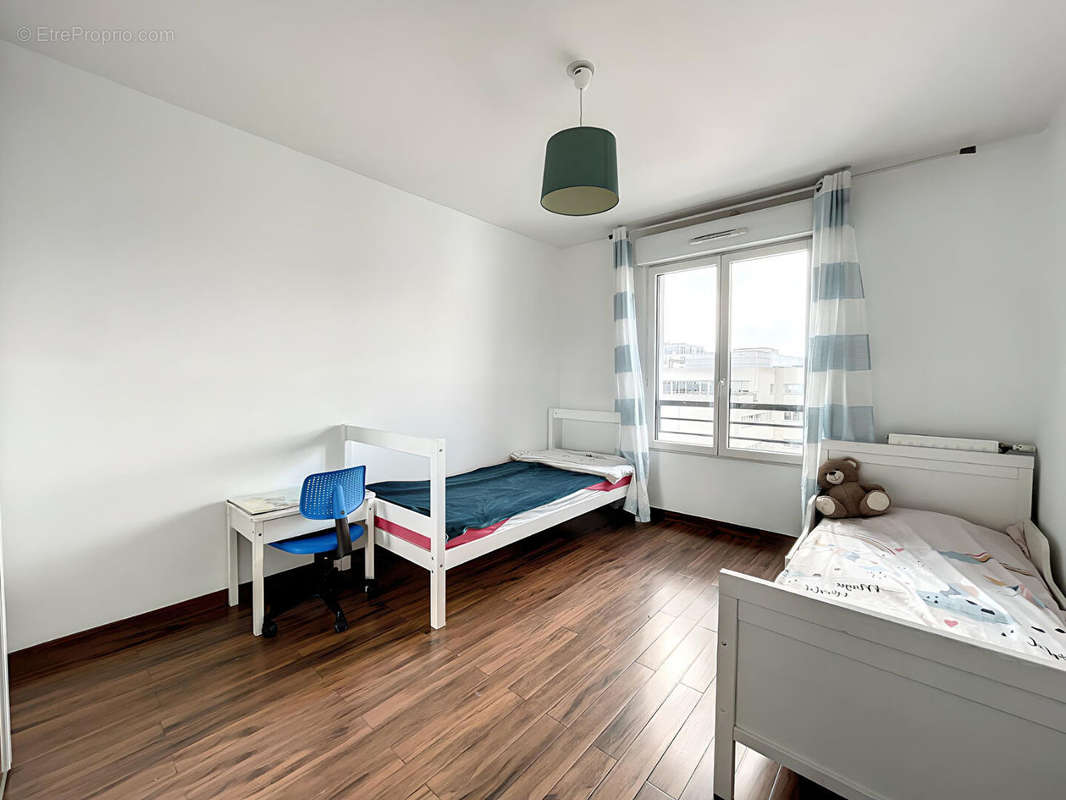 Appartement à SURESNES