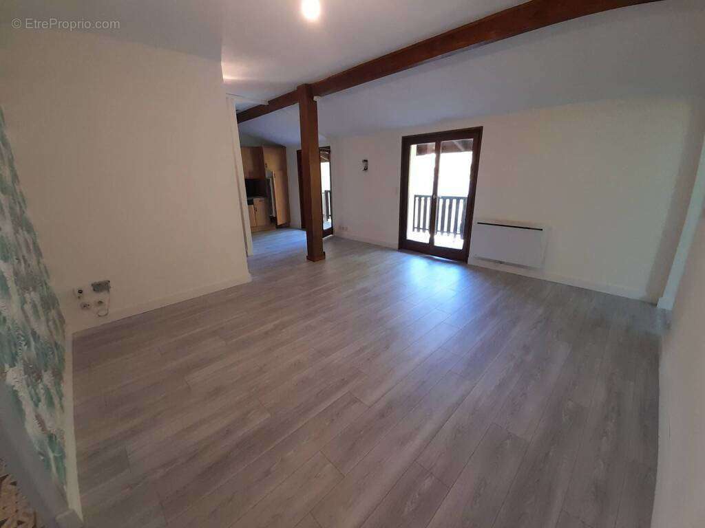 Appartement à GEX