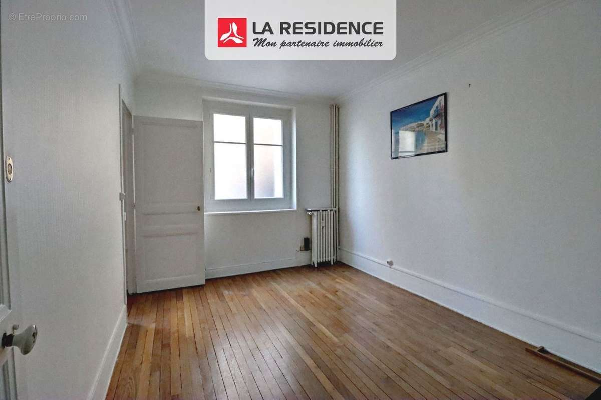 Appartement à ISSY-LES-MOULINEAUX