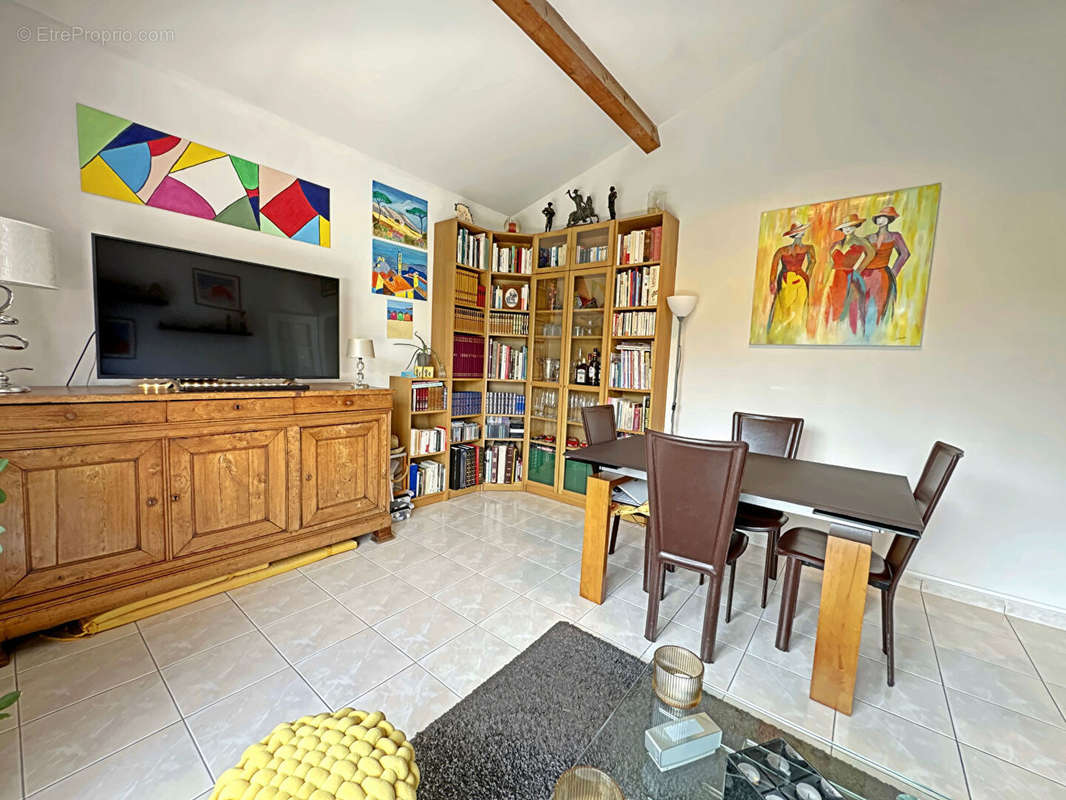 Appartement à FREJUS