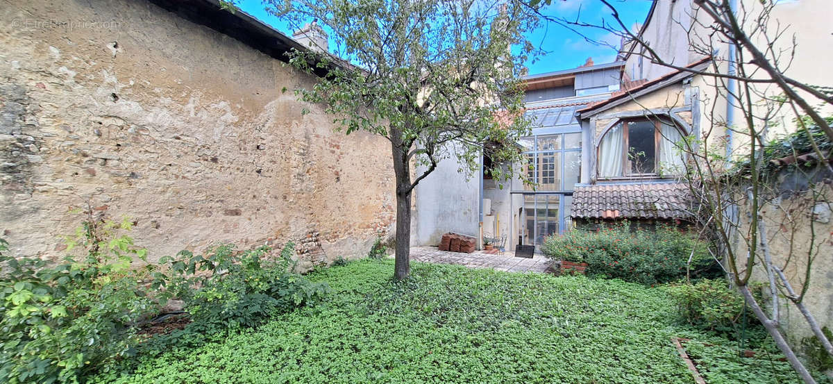 Maison à BOURG-EN-BRESSE