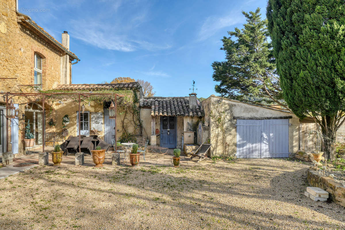 Maison à PIOLENC