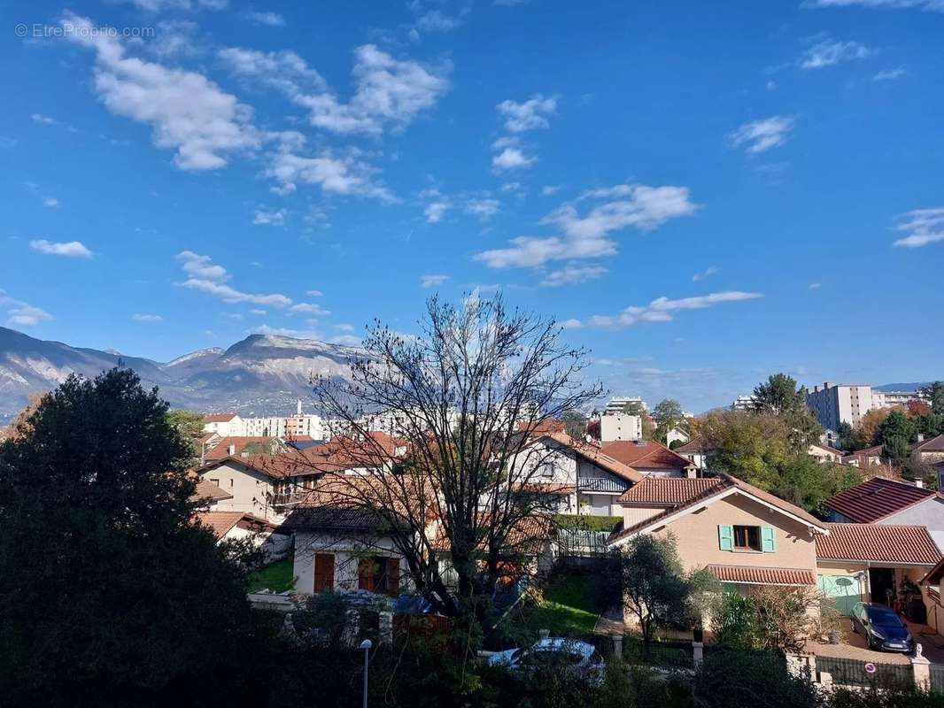 Appartement à SAINT-MARTIN-D&#039;HERES