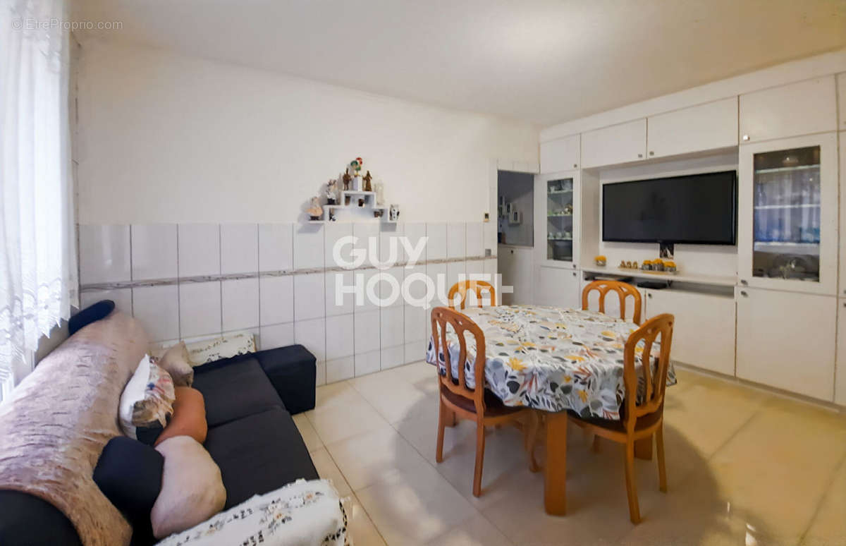 Appartement à LE PERREUX-SUR-MARNE