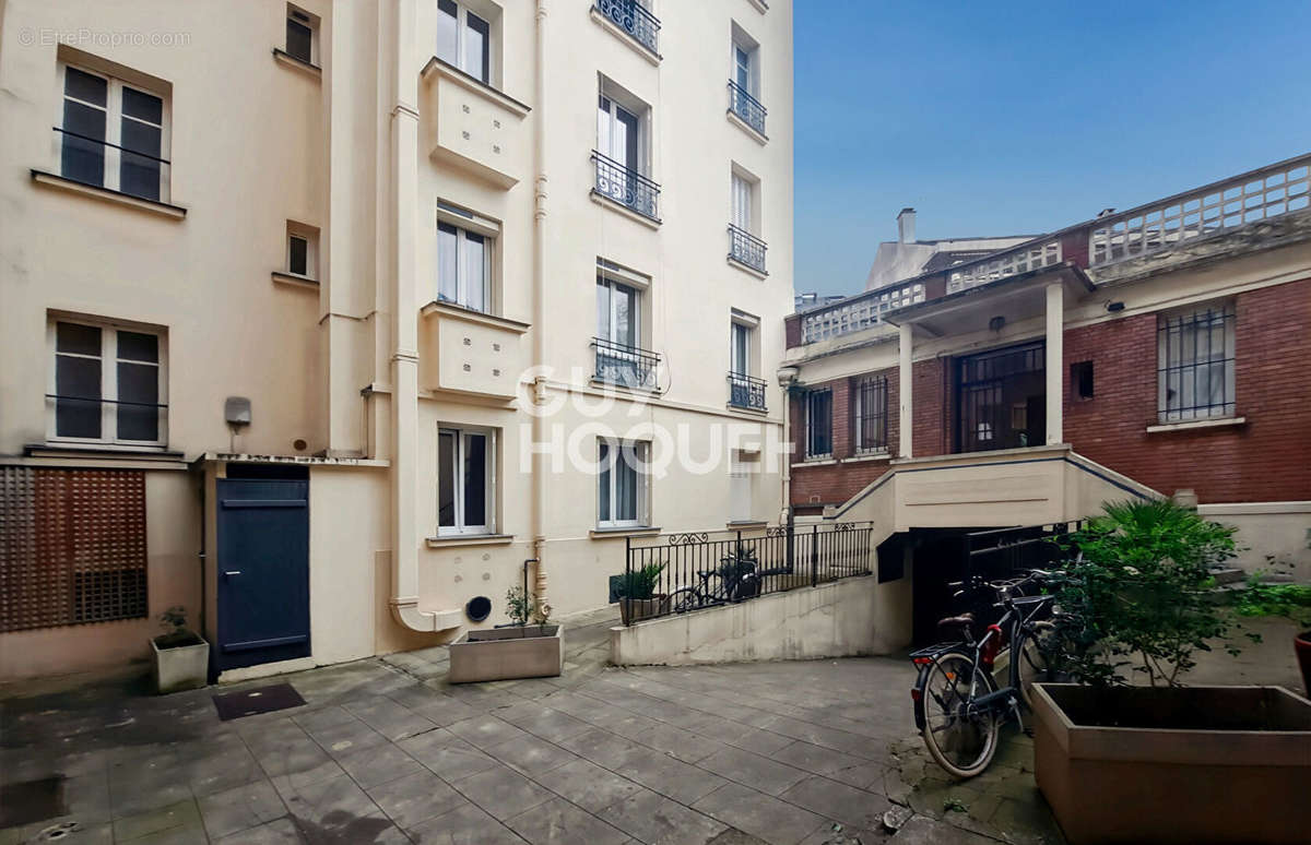 Appartement à LE PERREUX-SUR-MARNE