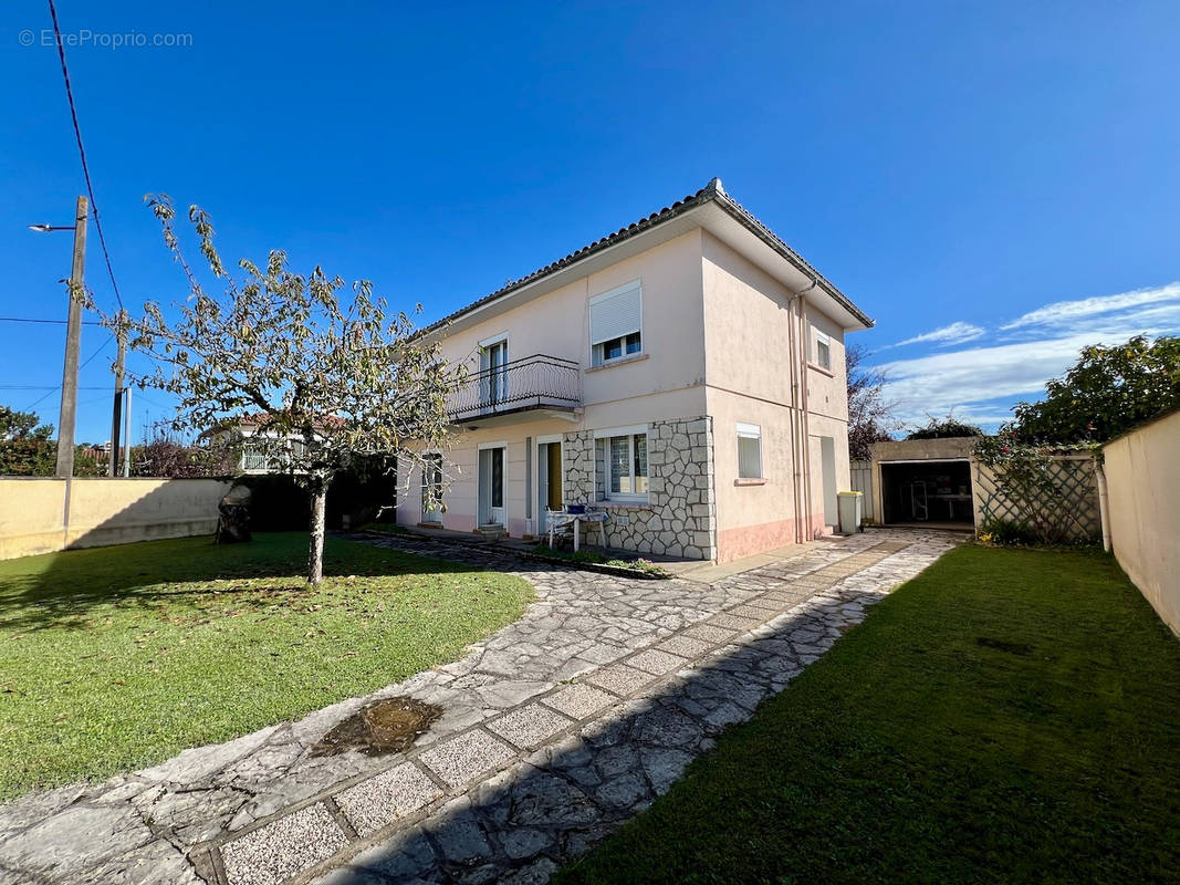 Maison à VILLENEUVE-SUR-LOT