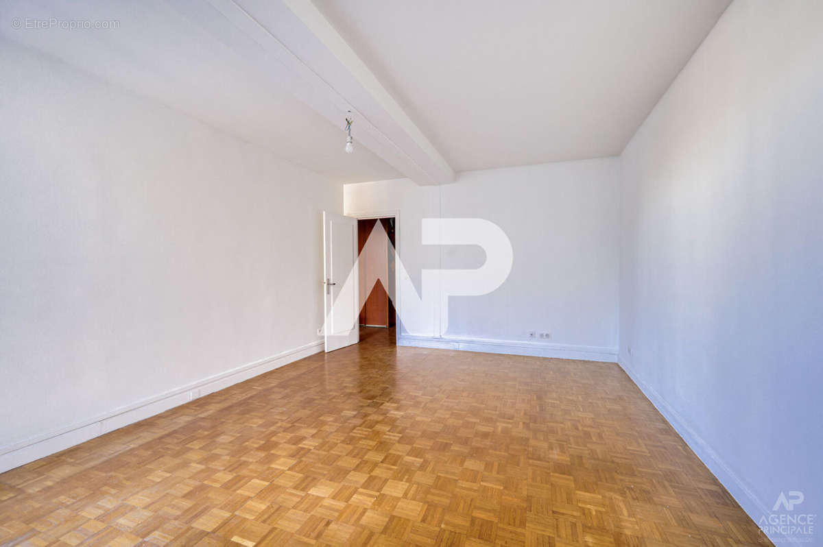 Appartement à RUEIL-MALMAISON