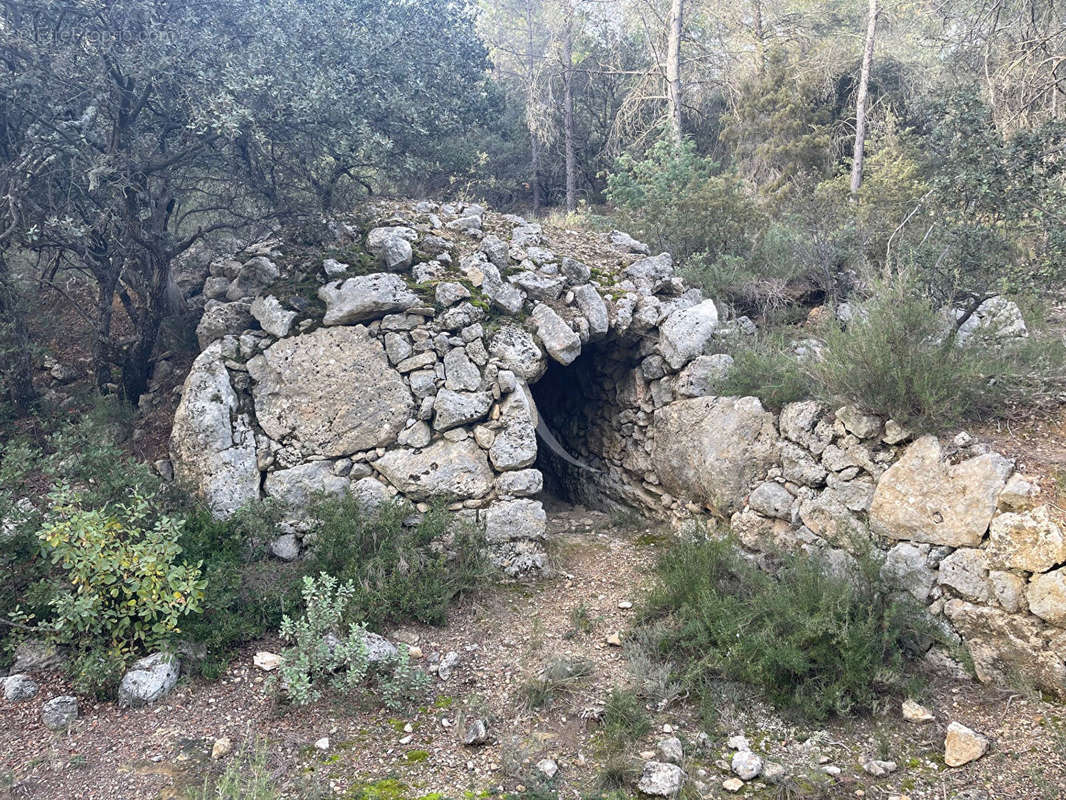 Terrain à JOUQUES