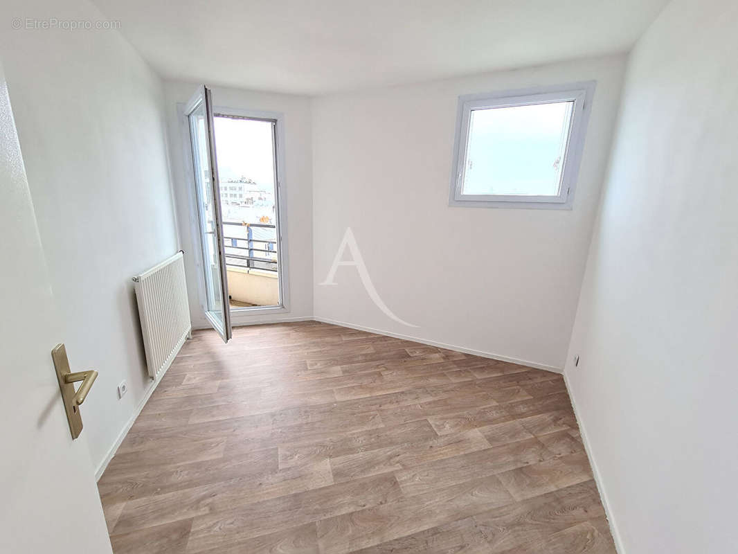 Appartement à SAINT-DENIS