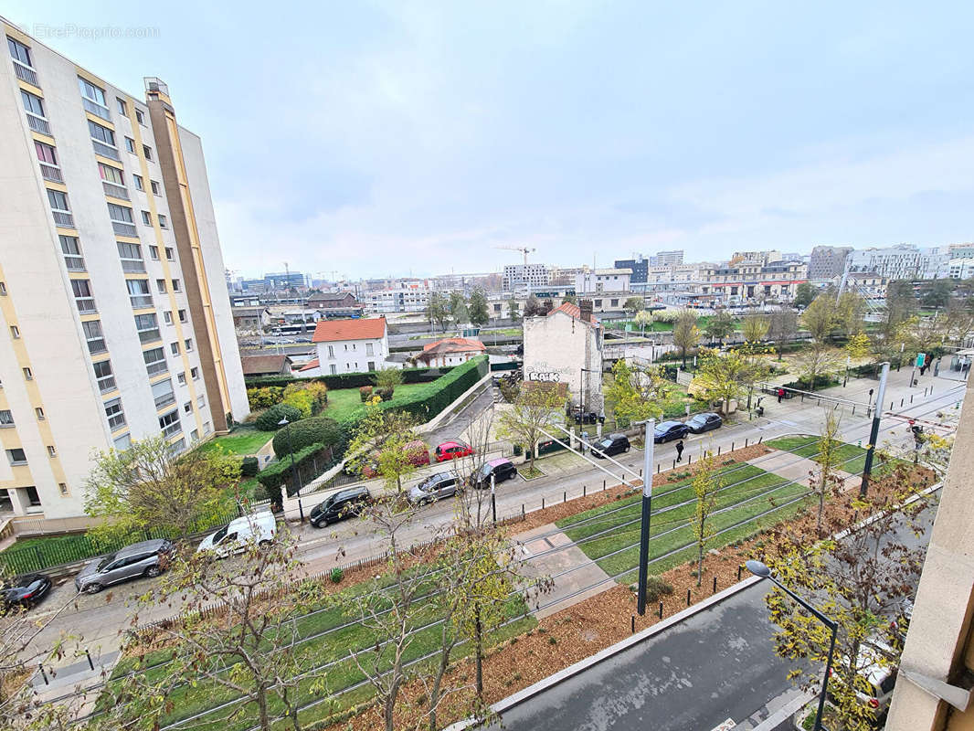 Appartement à SAINT-DENIS