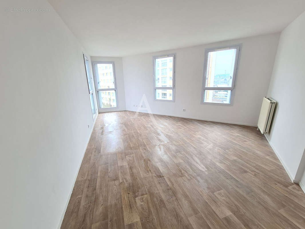 Appartement à SAINT-DENIS