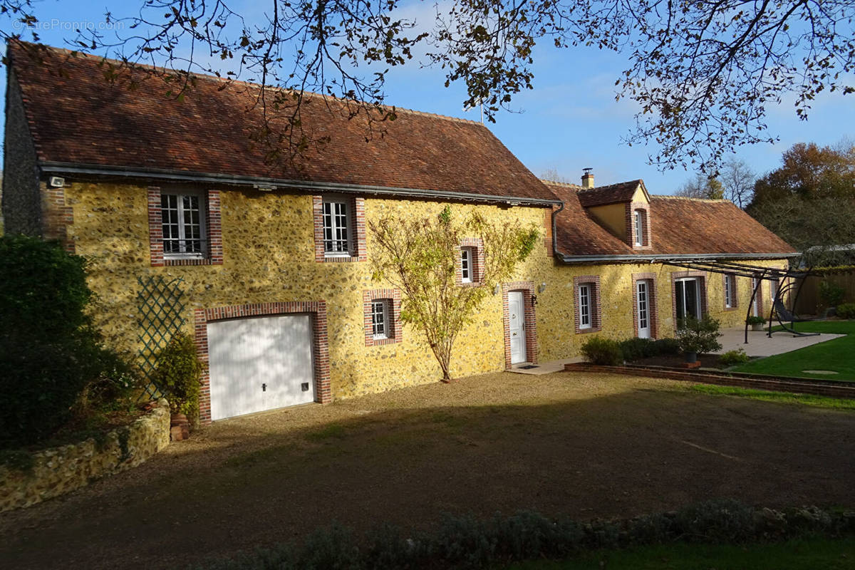 Maison à NOGENT-LE-ROTROU