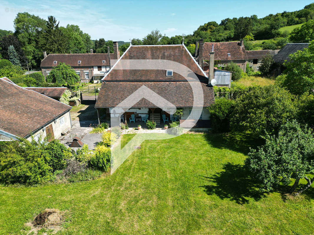 Maison à MARAYE-EN-OTHE