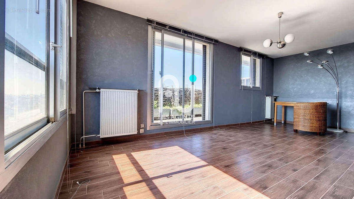 Appartement à ASNIERES-SUR-SEINE