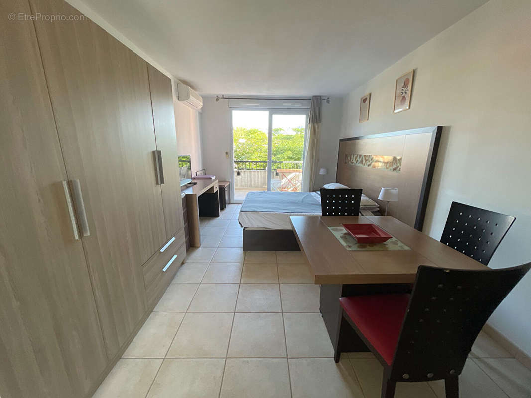 Appartement à ROUSSET