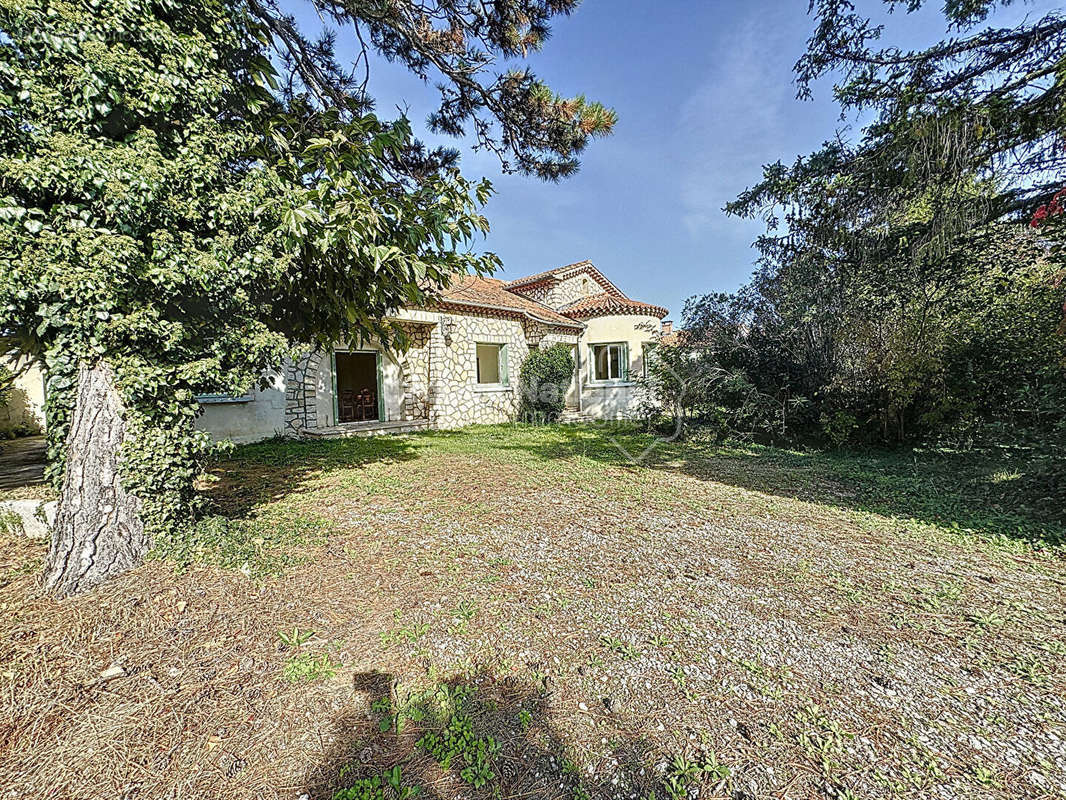 Maison à CHEVAL-BLANC