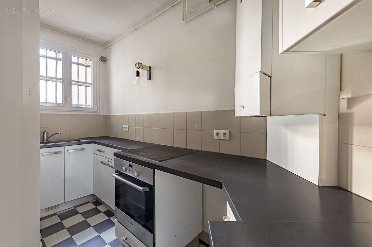 Appartement à PARIS-18E