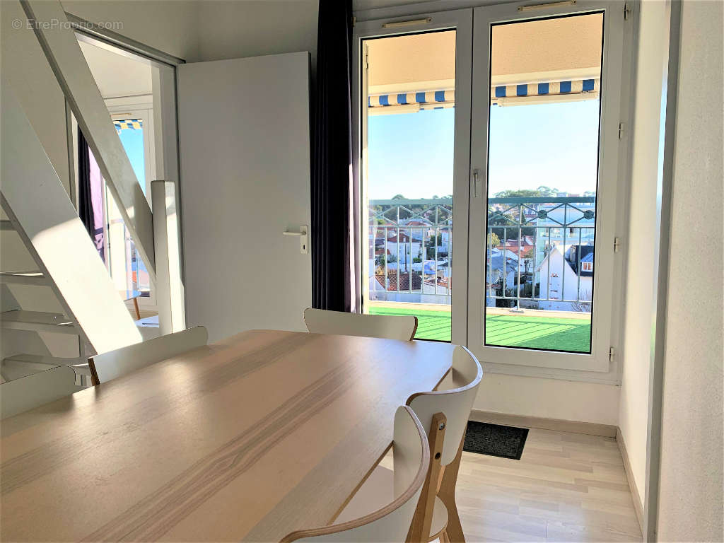 Appartement à VAUX-SUR-MER